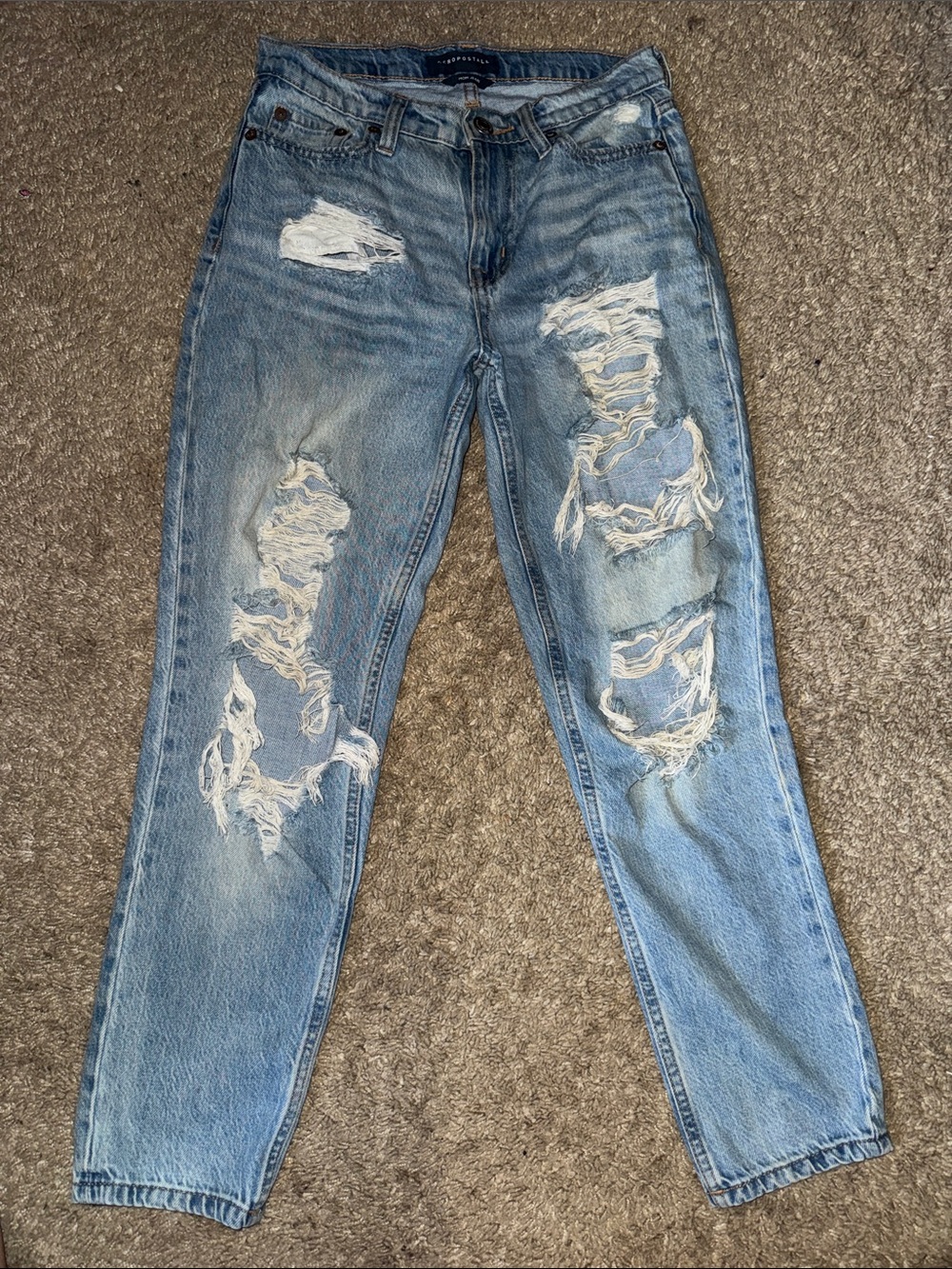 Aeropostale Mom Jeans